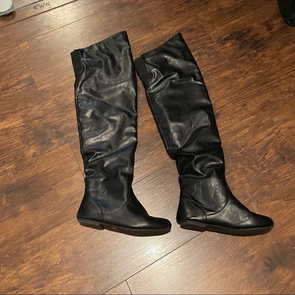 Over the Knee boots - Picture 1 of 4